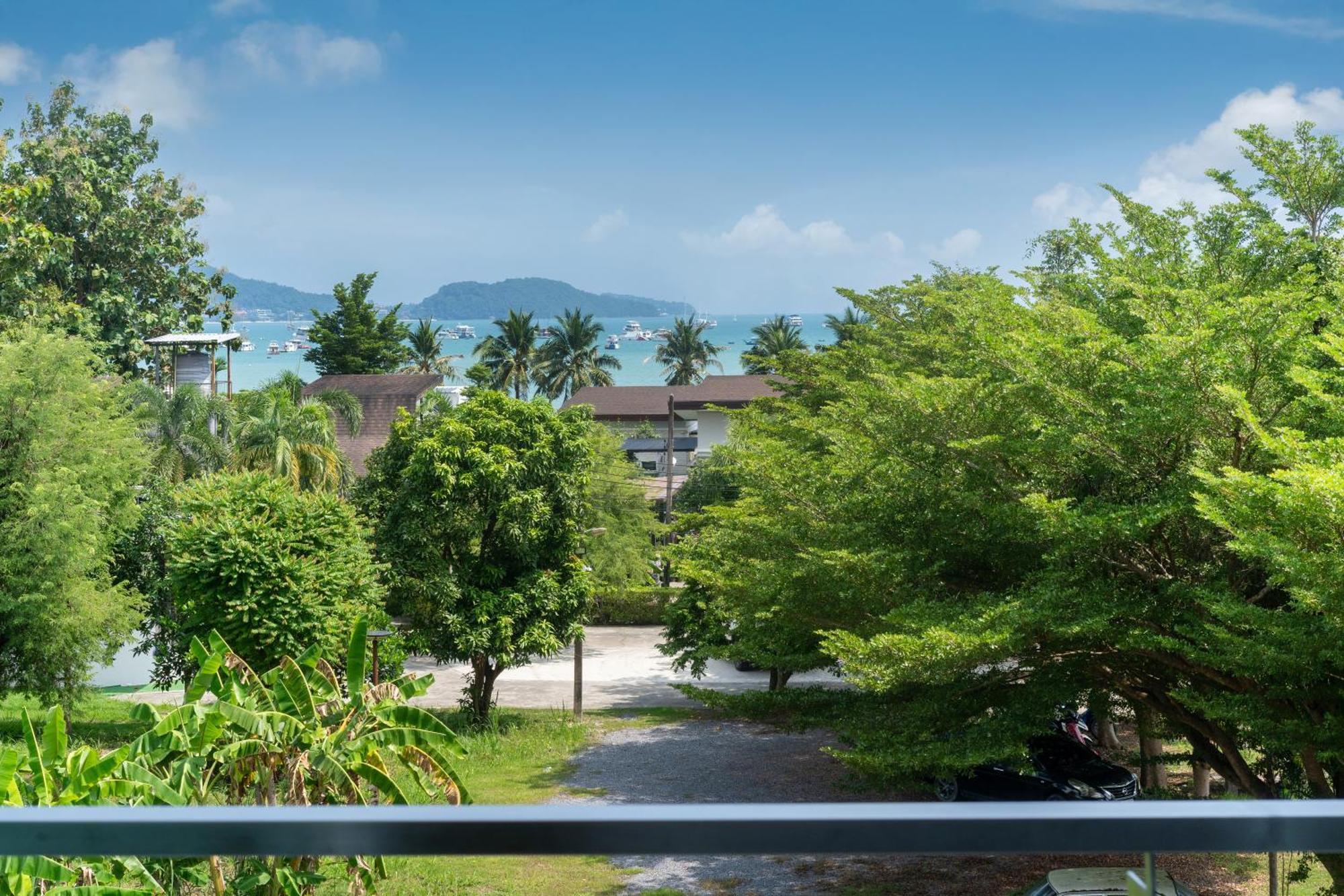 Отель Chalong Marina Bay View Phuket Бан-Банг-Чак Экстерьер фото